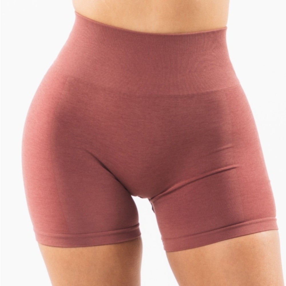 AMPLIFY SHORT 4.5 - ROSE LARGE